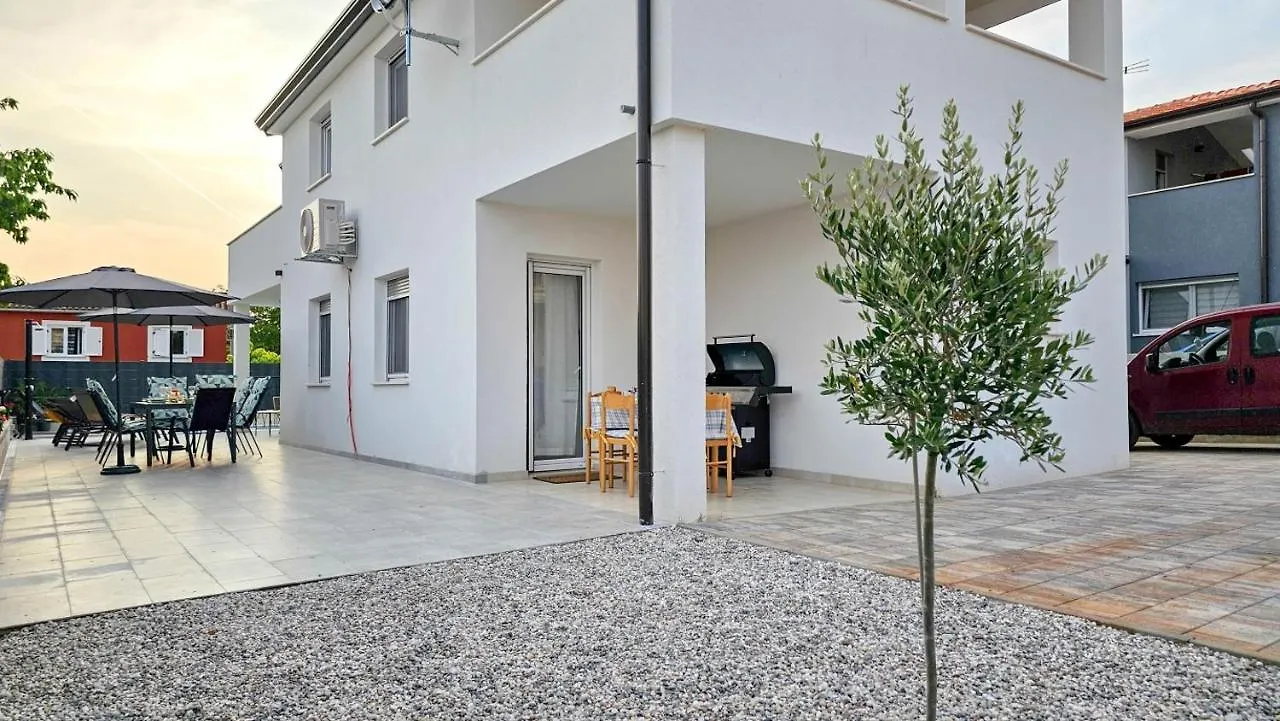 Villa Moreale Brtonigla 0*,  Croatia