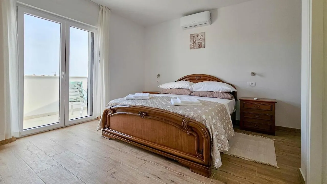 Villa Moreale Brtonigla Croatia