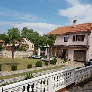  Ferienhaus Mit 2 Schlafzimmer Oder - Istrien-fiorini